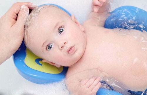婴儿沐浴的室温是多少度