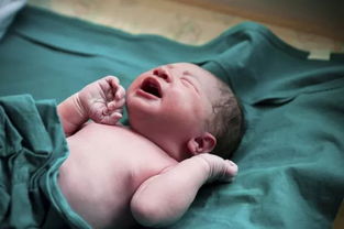 小婴儿窒息发生常见原因和预防