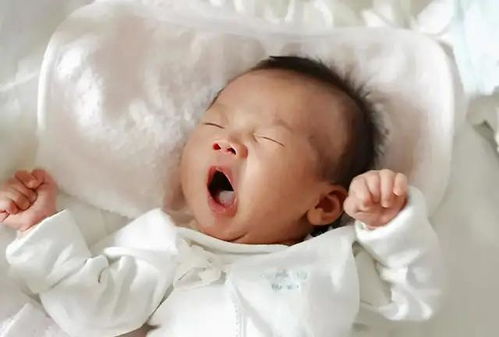 婴儿晚上经常醒来什么原因，婴儿晚上经常醒来的原因