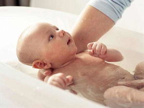 婴儿沐浴的时间是多少