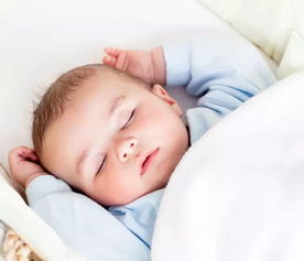 新生儿的睡眠时间的正常范围