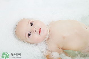 婴儿多少天洗一次澡最好